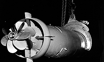 Crescent Pipe Tongs are used by the United States Navy for handling torpedoes and missiles. They have successfully passed all stringent testing required by the Defense Department